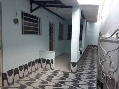 Casa em Bangu,quarto conjugado