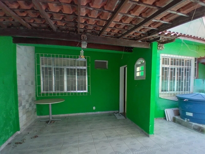 Casa em Camarão, São Gonçalo/RJ de 150m² 2 quartos à venda por R$ 349.000,00