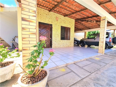 Casa em Capim Macio, Natal/RN de 220m² 3 quartos à venda por R$ 544.000,00