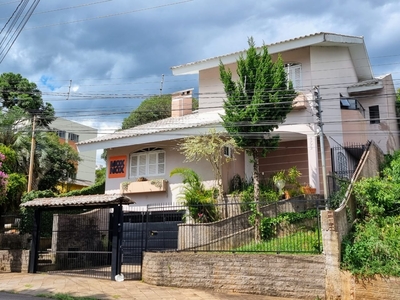 Casa em Centro, Passo Fundo/RS de 387m² 4 quartos à venda por R$ 1.099.000,00