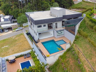 Casa em Granja Viana, Cotia/SP de 730m² 5 quartos à venda por R$ 5.499.000,00