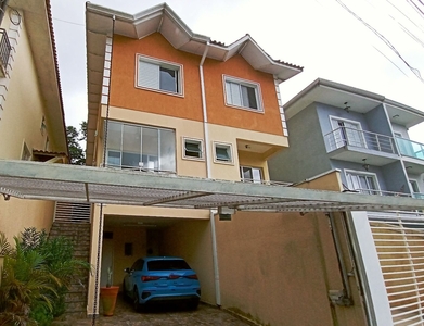 Casa em Jardim Rio das Pedras, Cotia/SP de 194m² 3 quartos à venda por R$ 749.000,00