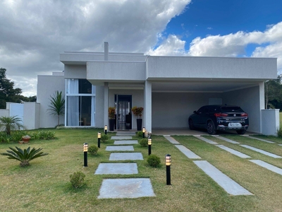 Casa em Ninho Verde Ii, Pardinho/SP de 450m² 3 quartos à venda por R$ 798.000,00
