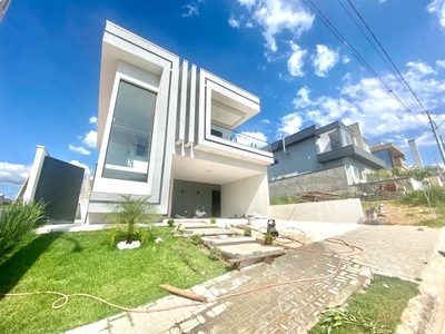 Casa em Vila Santos, Caçapava/SP de 201m² 3 quartos à venda por R$ 949.000,00