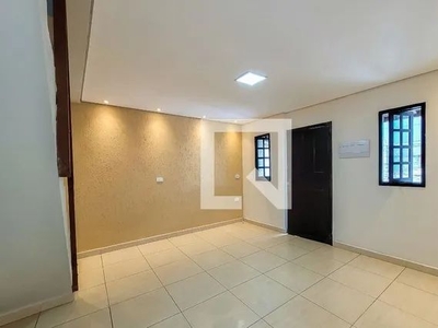 Casa para Aluguel - Centro, 1 Quarto, 150 m2