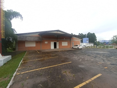 Galpão em Araponguinhas, Timbó/SC de 2900m² para locação R$ 15.000,00/mes