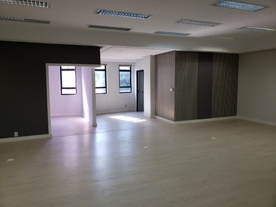 Sala em Vila Nova Cidade Universitária, Bauru/SP de 131m² para locação R$ 3.200,00/mes
