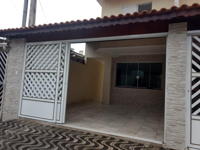 Sobrado em Vila Guilhermina, Praia Grande/SP de 130m² 3 quartos à venda por R$ 579.000,00