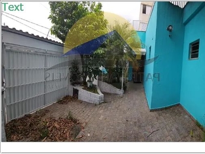 Sobrado para aluguel tem 180 metros quadrados com 6 quartos em Jardim da Glória - São Paul