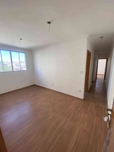 Apartamento com 2 quartos à venda no bairro Parque Turistas, 60m²