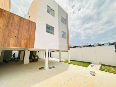 Apartamento com 3 quartos à venda no bairro Jacqueline, 59m²