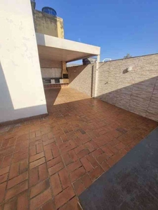 Apartamento com 3 quartos à venda no bairro Santa Teresa, 150m²