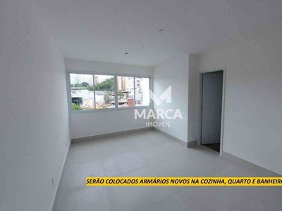 Apartamento com 3 quartos para alugar no bairro Silveira, 80m²