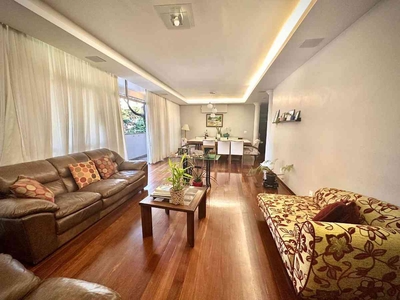 Apartamento com 4 quartos à venda no bairro Funcionários, 300m²
