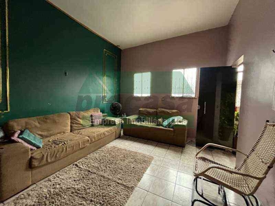Casa com 2 quartos à venda no bairro Petrópolis