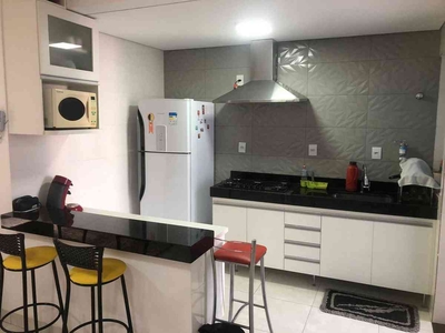 Casa com 2 quartos à venda no bairro Vale das Orquídeas, 151m²