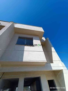 Casa com 2 quartos à venda no bairro Vila Verde, 66m²