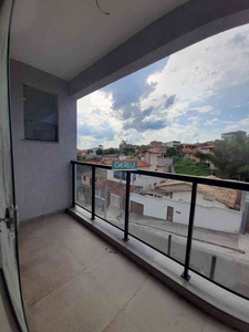 Casa com 3 quartos à venda no bairro Jardim Casa Branca, 140m²