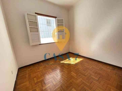 Casa com 4 quartos à venda no bairro Prado, 300m²