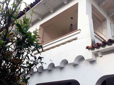 Casa com 6 quartos à venda no bairro Gutierrez, 420m²
