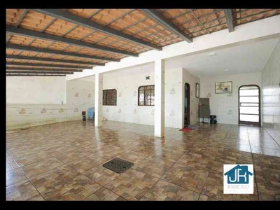Casa com 6 quartos à venda no bairro Taguatinga Sul, 251m²