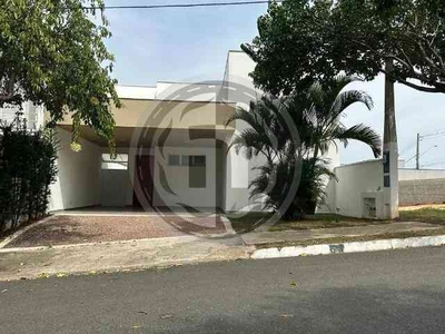 Casa em Condomínio com 3 quartos à venda no bairro Aparecidinha, 160m²
