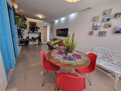 Apartamento com 2 quartos à venda no bairro Estoril, 60m²