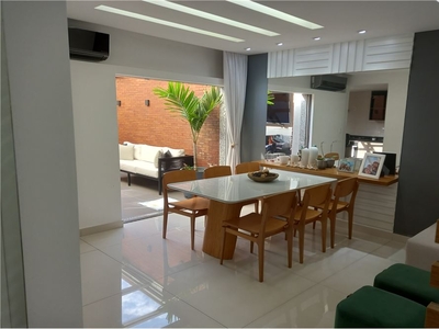 Casa em Freguesia (Jacarepaguá), Rio de Janeiro/RJ de 117m² 4 quartos à venda por R$ 989.000,00