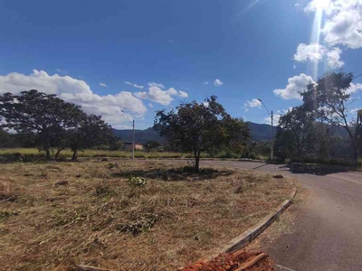 Lote em Condomínio à venda no bairro Condominio Estancia da Cachoeira, 1189m²