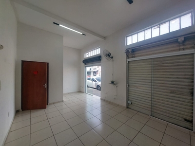 Salão em Jardim Santo Antônio, Mogi Guaçu/SP de 40m² para locação R$ 1.000,00/mes