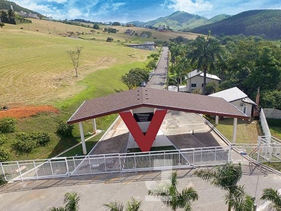 Terreno em Condomínio Village Parahybuna, Paraibuna/SP de 1000m² à venda por R$ 157.700,00