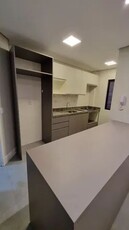 Apartamento 2 quartos, 1 suite, Barreiros - São José, garagem coberta