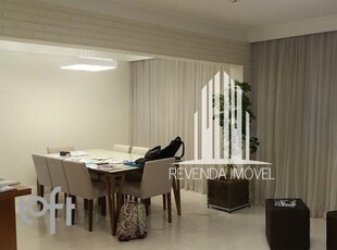 Apartamento à venda em Campos Elísios com 213 m², 4 quartos, 1 suíte, 1 vaga