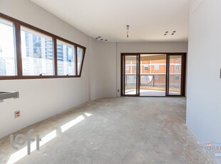 Apartamento à venda em Vila Olímpia com 46 m², 1 quarto, 1 suíte, 1 vaga