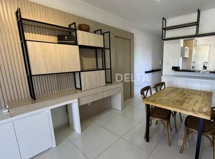 Apartamento semimobiliado próximo ao Centro