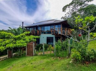 Casa com 4 quartos à venda na do sabiá, 1, praia da ferrugem, garopaba por r$ 2.200.000