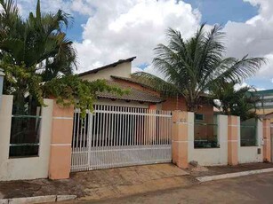 Casa em Condomínio com 3 quartos à venda no bairro Setor Habitacional Vicente Pires, 350m²