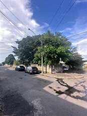 Lote à venda no bairro Leste Universitário, 441m²