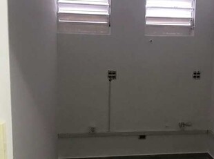 Sala comercial com 7 salas para alugar no Centro em Santo André