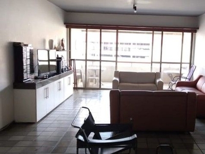 Apartamento no Bairro da Tamarineira com 3 quartos sendo 1 suíte com 168m² por R$ 700MIL.