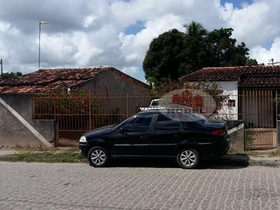 Casa a Venda com excelente terreno, 550m2 com 2 frentes REF: 5087