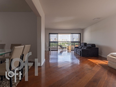 Apartamento à venda em Alto da Lapa com 246 m², 4 quartos, 3 suítes, 3 vagas