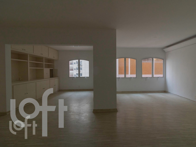 Apartamento à venda em Jardim América com 132 m², 3 quartos, 1 suíte, 2 vagas