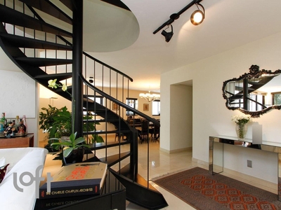 Apartamento à venda em Sumaré com 300 m², 3 quartos, 3 suítes, 4 vagas