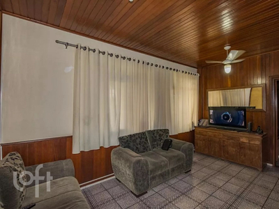 Apartamento à venda em Teixeira Dias com 74 m², 3 quartos, 1 suíte, 1 vaga