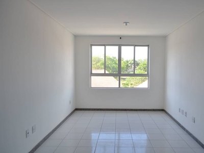 Apartamento com 2 Quartos e 1 banheiro à Venda, 75 m² por R$ 220.000