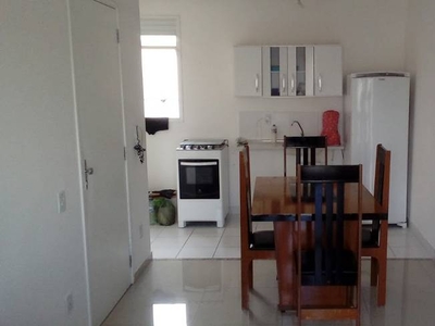Apartamento com 2 Quartos e 2 banheiros à Venda, 54 m² por R$ 135.000