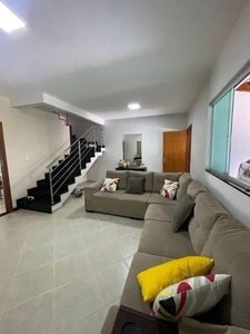 Cond. horizontal casa com 3 quartos à venda, 250.0m²