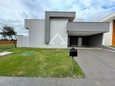 Cond. horizontal casa com 4 quartos à venda, 434.0m²