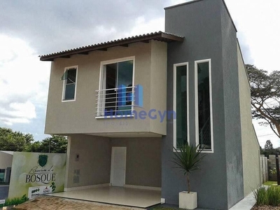 Sobrado com 3 quartos à venda, 131.0m²